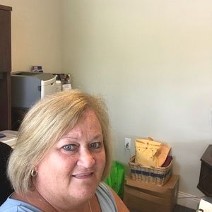 Meet your Posher, Sherrie